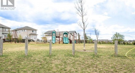Residential - Single Family Home - Grande Prairie, Canada - Canada