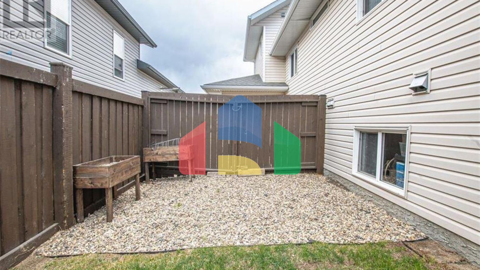 Residential - Single Family Home - Grande Prairie, Canada - Canada