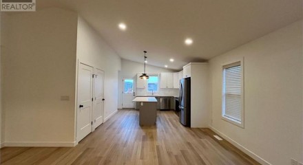Residential - Multi-Family - Grande Prairie, Canada - Canada