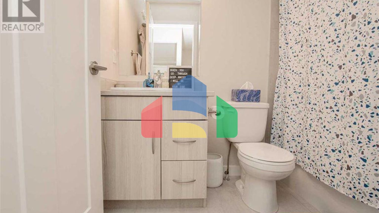 Residential - Single Family Home - Grande Prairie, Canada - Canada