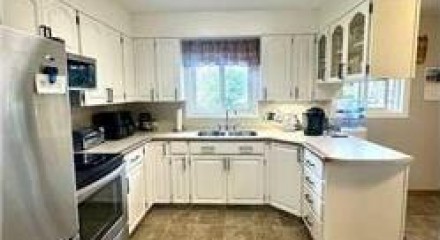 Residential - Single Family Home - Grande Prairie, Canada - Canada
