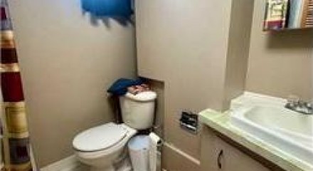 Residential - Single Family Home - Grande Prairie, Canada - Canada