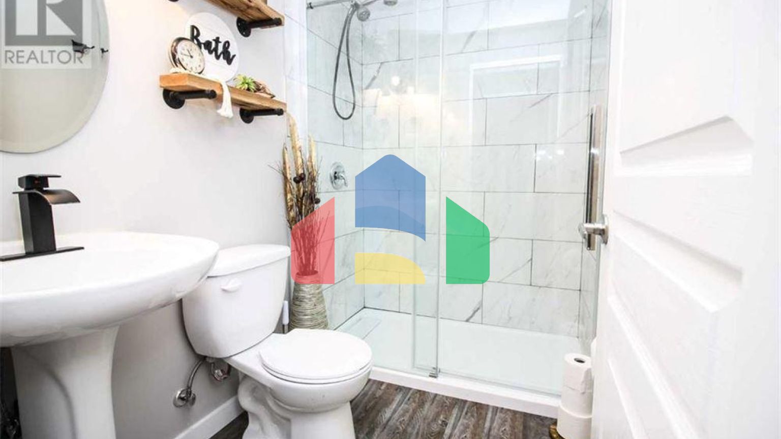 Residential - Single Family Home - Grande Prairie, Canada - Canada