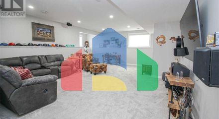 Residential - Single Family Home - Grande Prairie, Canada - Canada