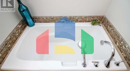 Residential - Single Family Home - Grande Prairie, Canada - Canada