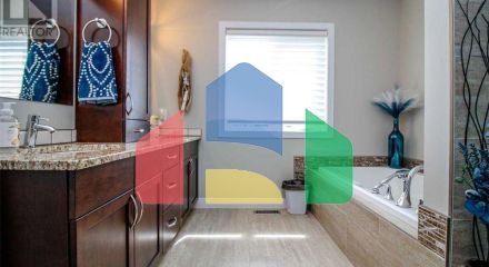 Residential - Single Family Home - Grande Prairie, Canada - Canada