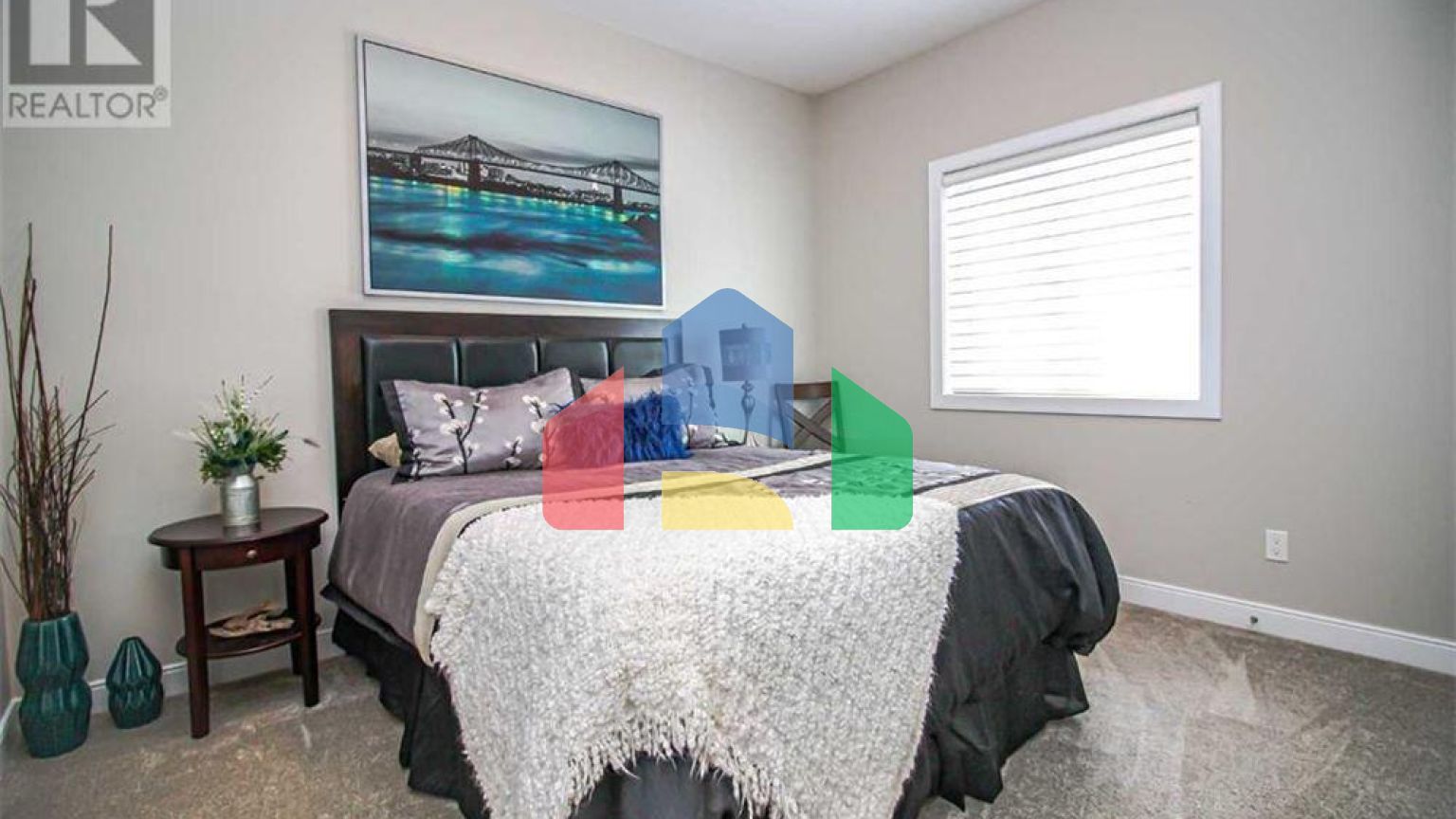 Residential - Single Family Home - Grande Prairie, Canada - Canada