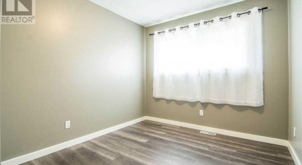Residential - Single Family Home - Grande Prairie, Canada - Canada