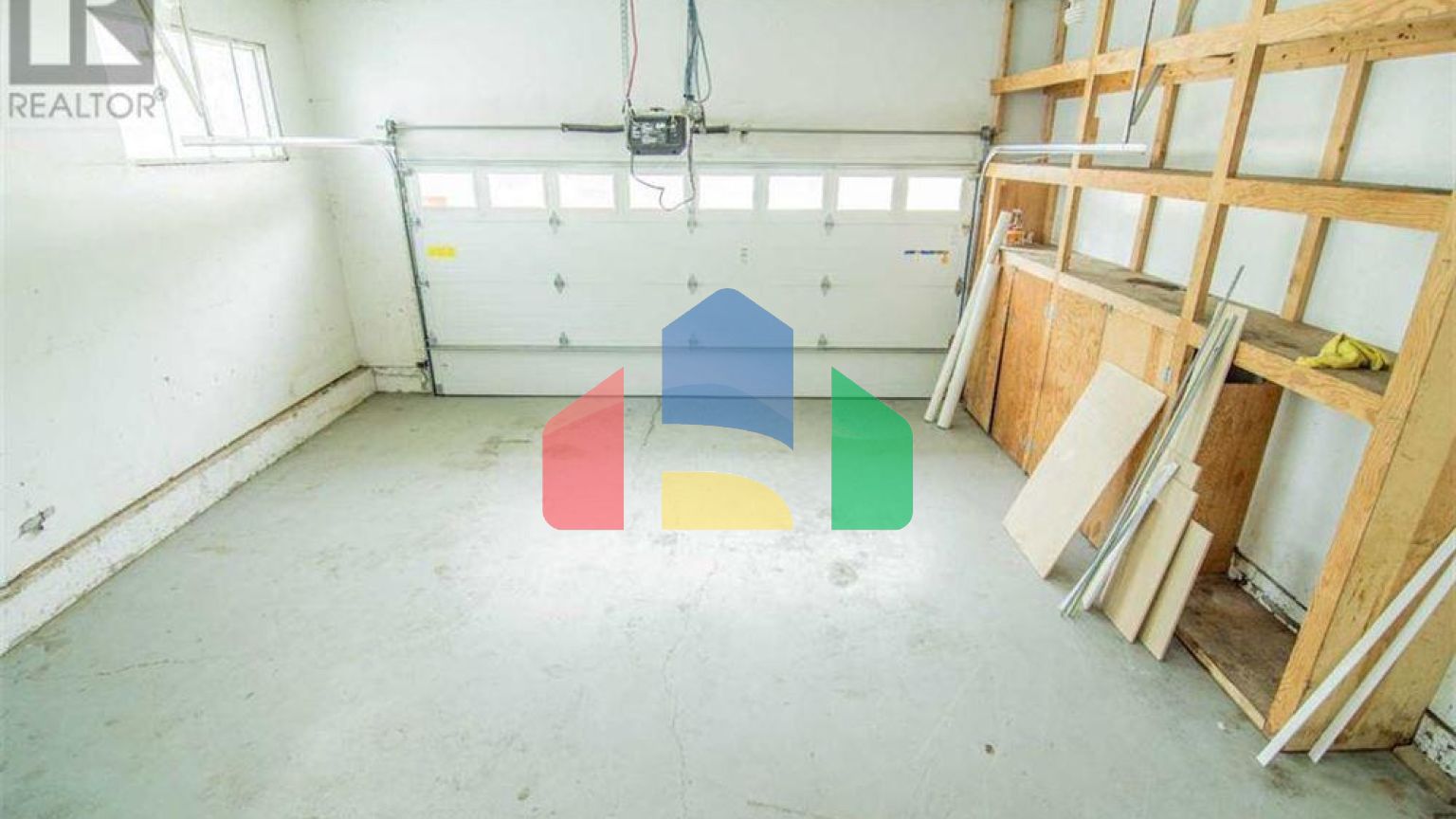 Residential - Single Family Home - Grande Prairie, Canada - Canada