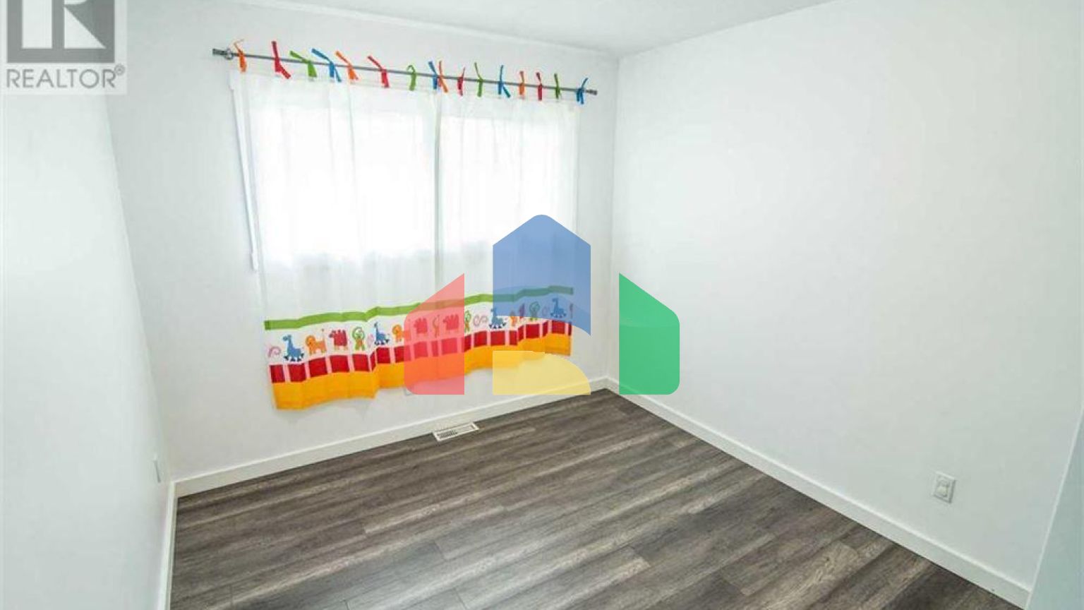 Residential - Single Family Home - Grande Prairie, Canada - Canada