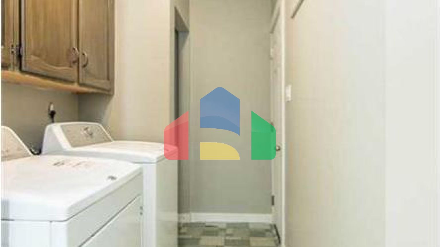 Residential - Single Family Home - Grande Prairie, Canada - Canada