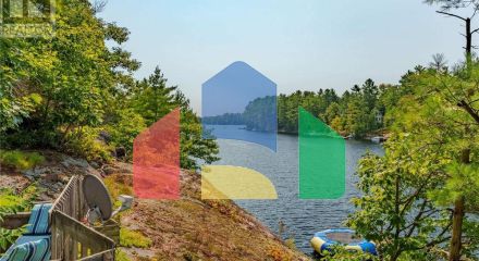 Residential - Single Family Home - Gravenhurst, Canada - Canada