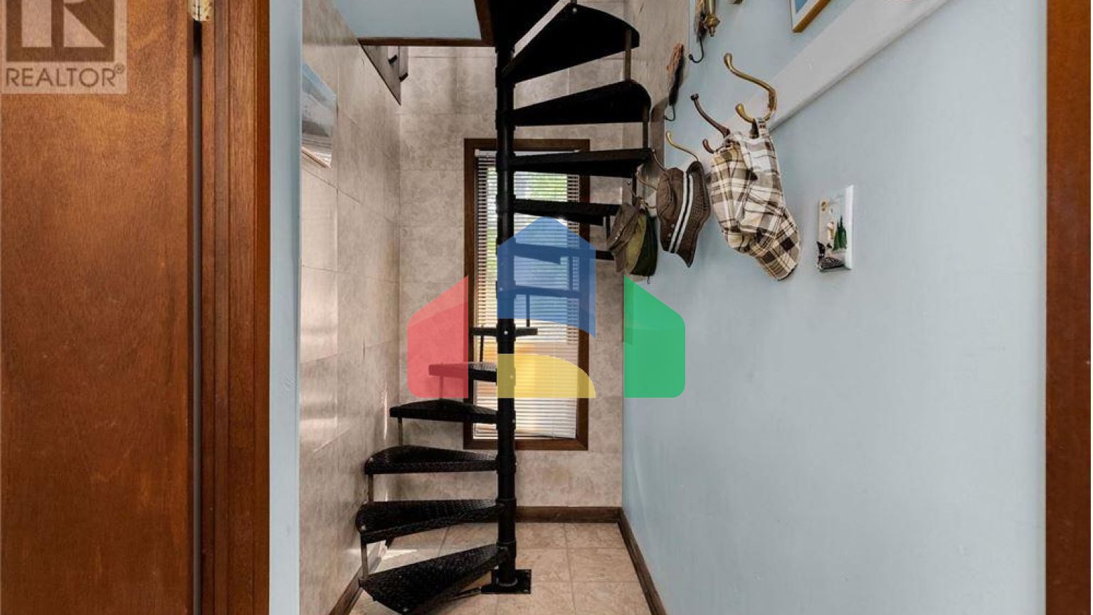 Residential - Single Family Home - Gravenhurst, Canada - Canada