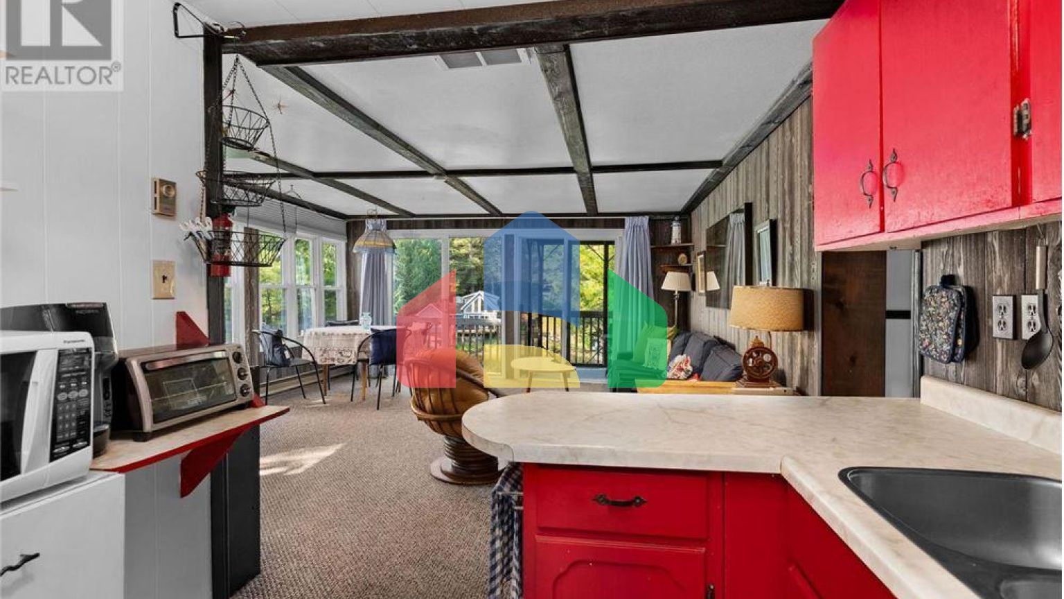 Residential - Single Family Home - Gravenhurst, Canada - Canada