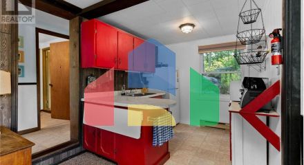 Residential - Single Family Home - Gravenhurst, Canada - Canada