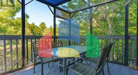 Residential - Single Family Home - Gravenhurst, Canada - Canada