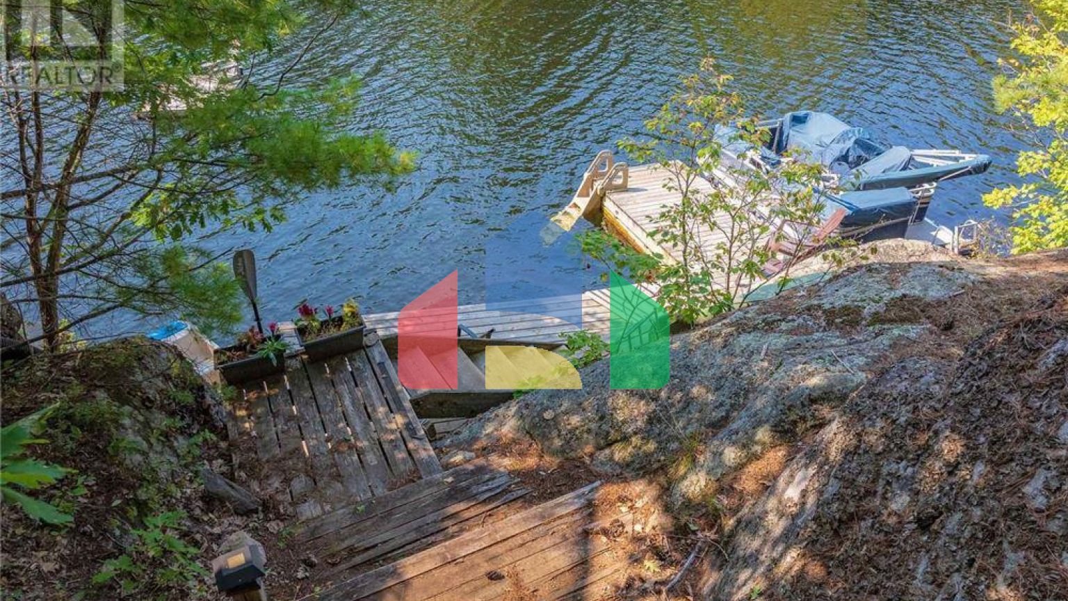 Residential - Single Family Home - Gravenhurst, Canada - Canada