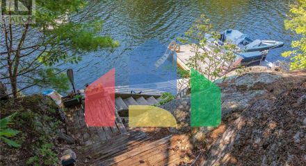 Residential - Single Family Home - Gravenhurst, Canada - Canada