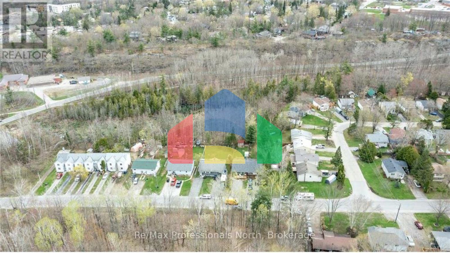 Residential - Single Family Home - Gravenhurst, Canada - Canada