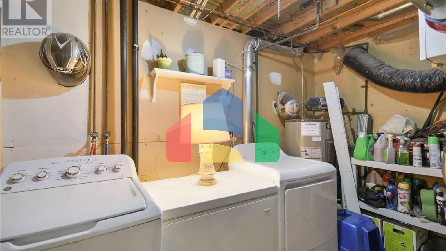 Residential - Single Family Home - Gravenhurst, Canada - Canada