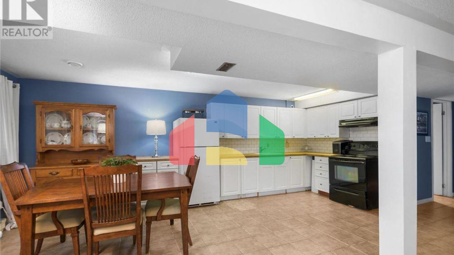 Residential - Single Family Home - Gravenhurst, Canada - Canada