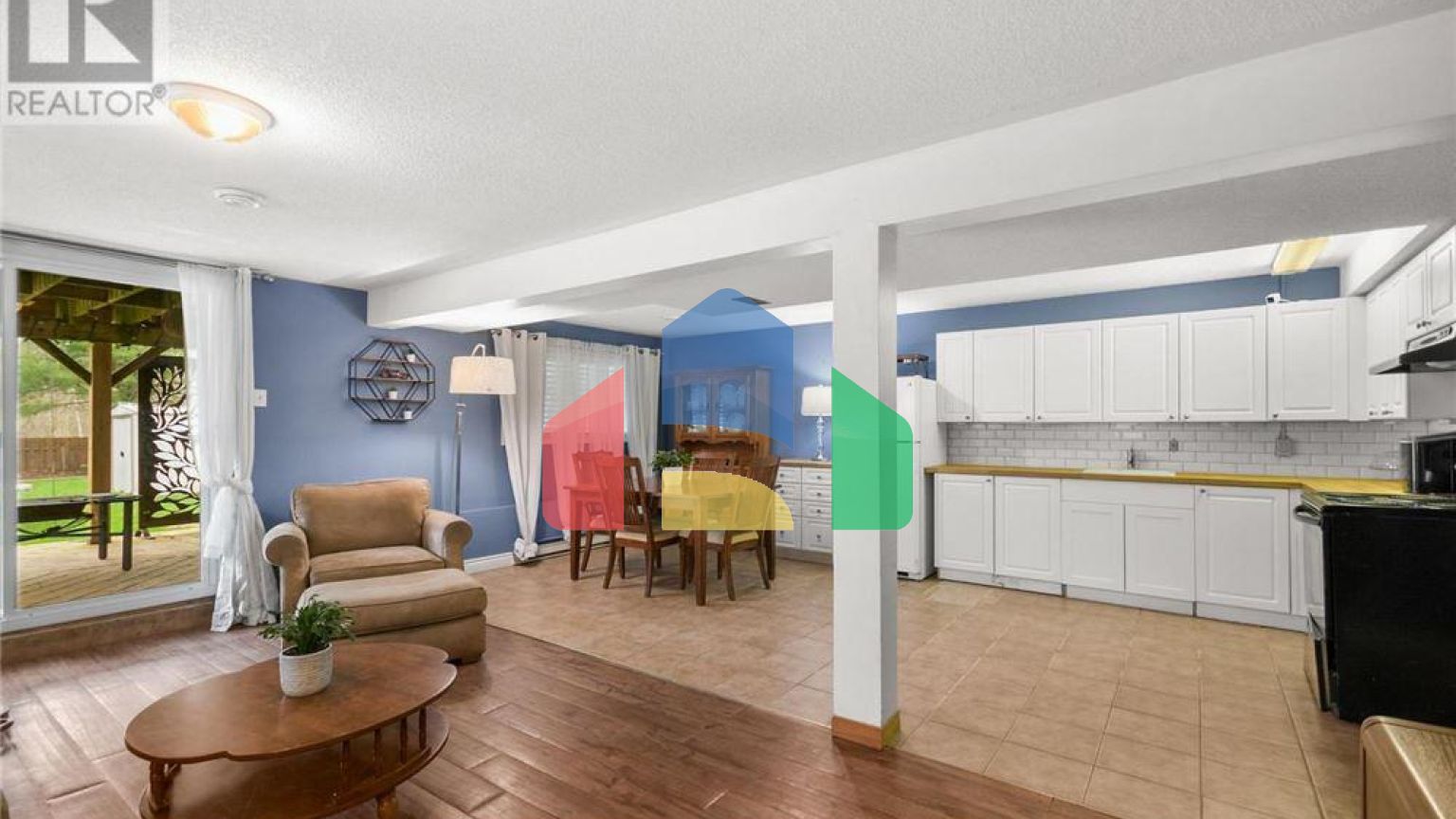 Residential - Single Family Home - Gravenhurst, Canada - Canada