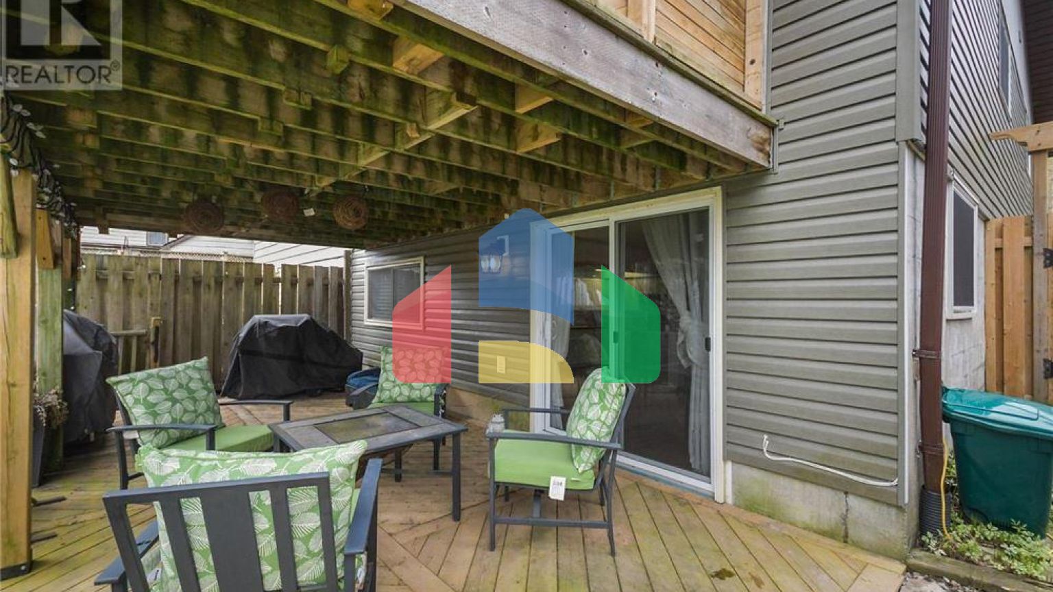 Residential - Single Family Home - Gravenhurst, Canada - Canada