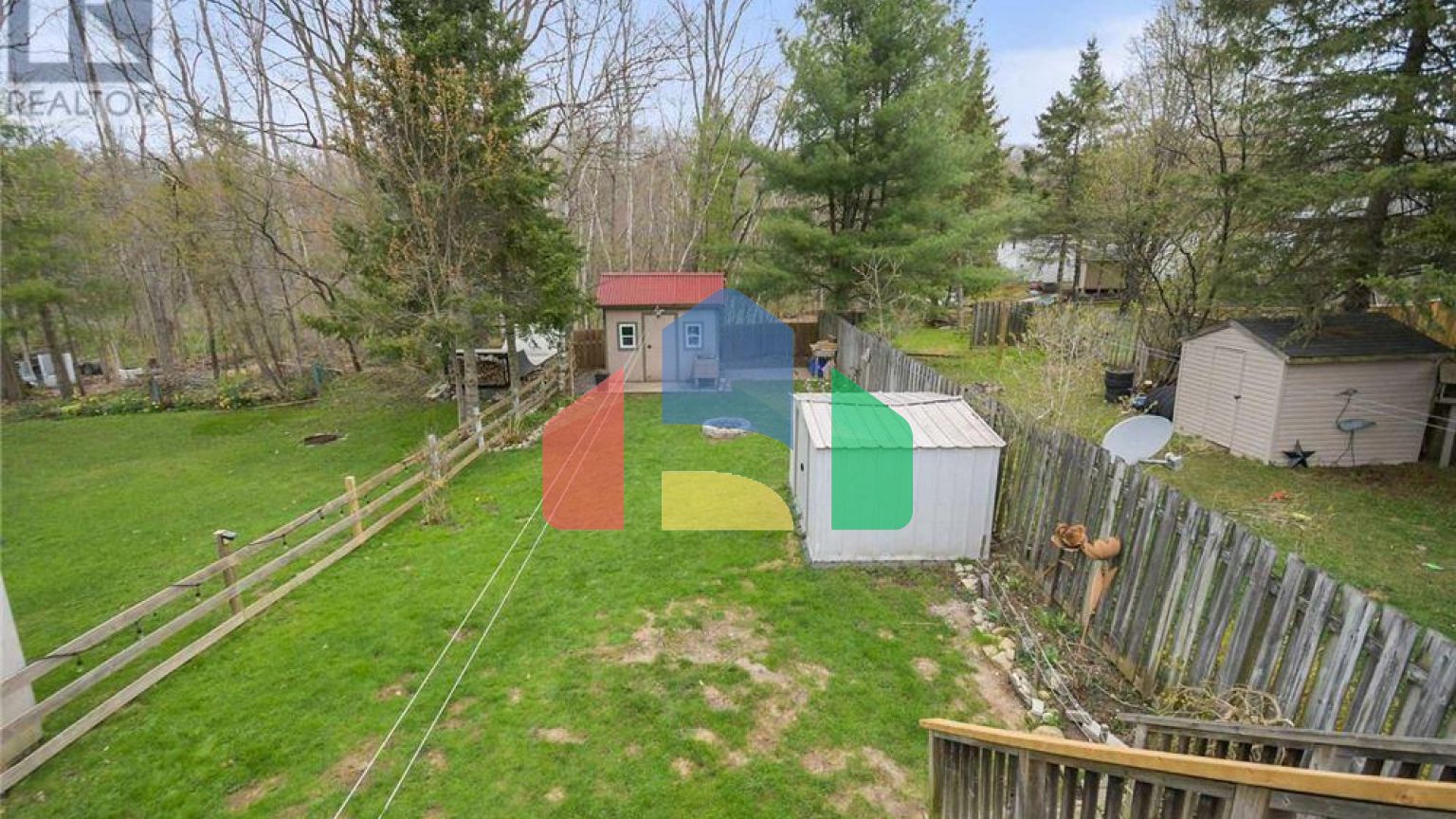 Residential - Single Family Home - Gravenhurst, Canada - Canada