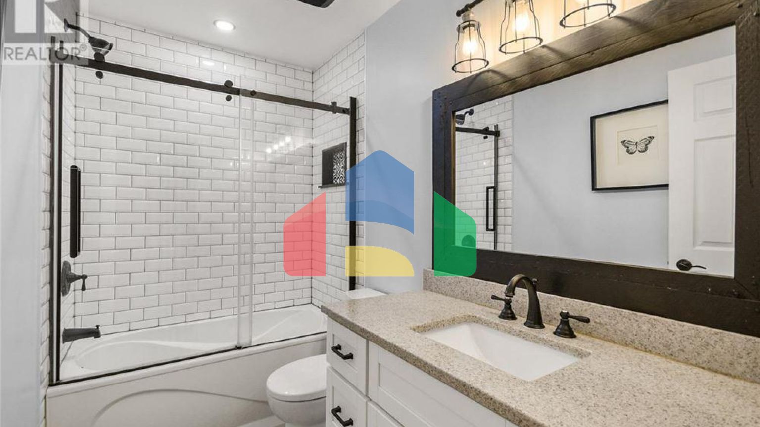 Residential - Single Family Home - Gravenhurst, Canada - Canada