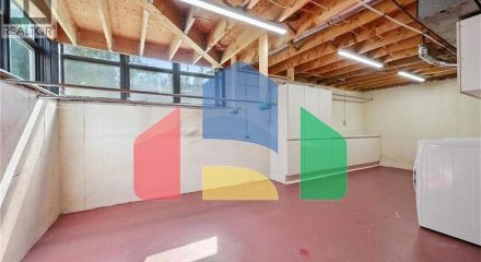 Residential - Single Family Home - Guelph, Canada - Canada