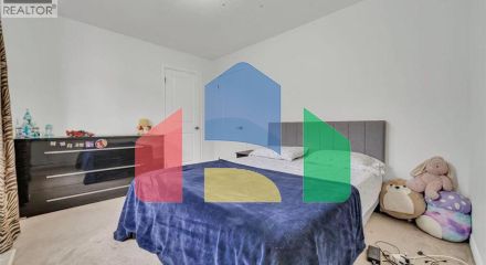 Residential - Single Family Home - Guelph, Canada - Canada