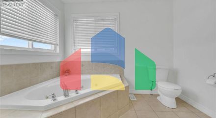 Residential - Single Family Home - Guelph, Canada - Canada