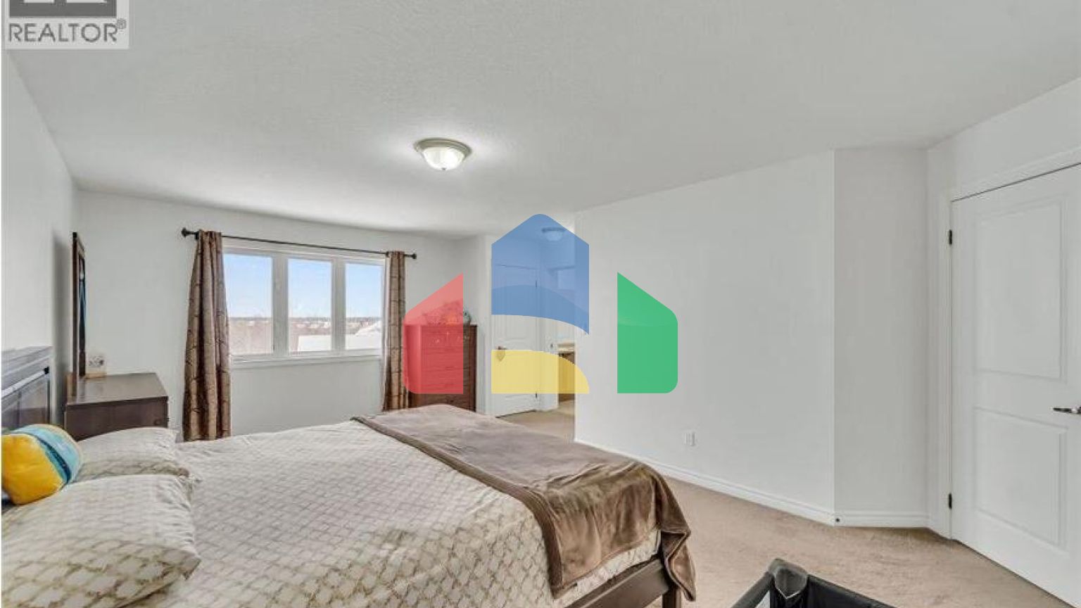 Residential - Single Family Home - Guelph, Canada - Canada