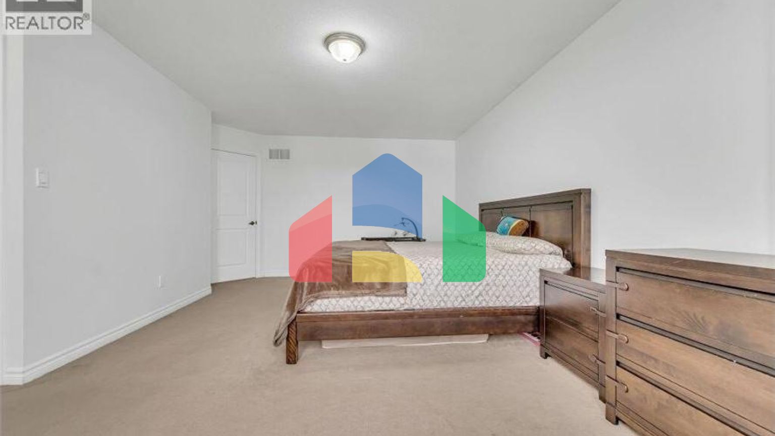 Residential - Single Family Home - Guelph, Canada - Canada