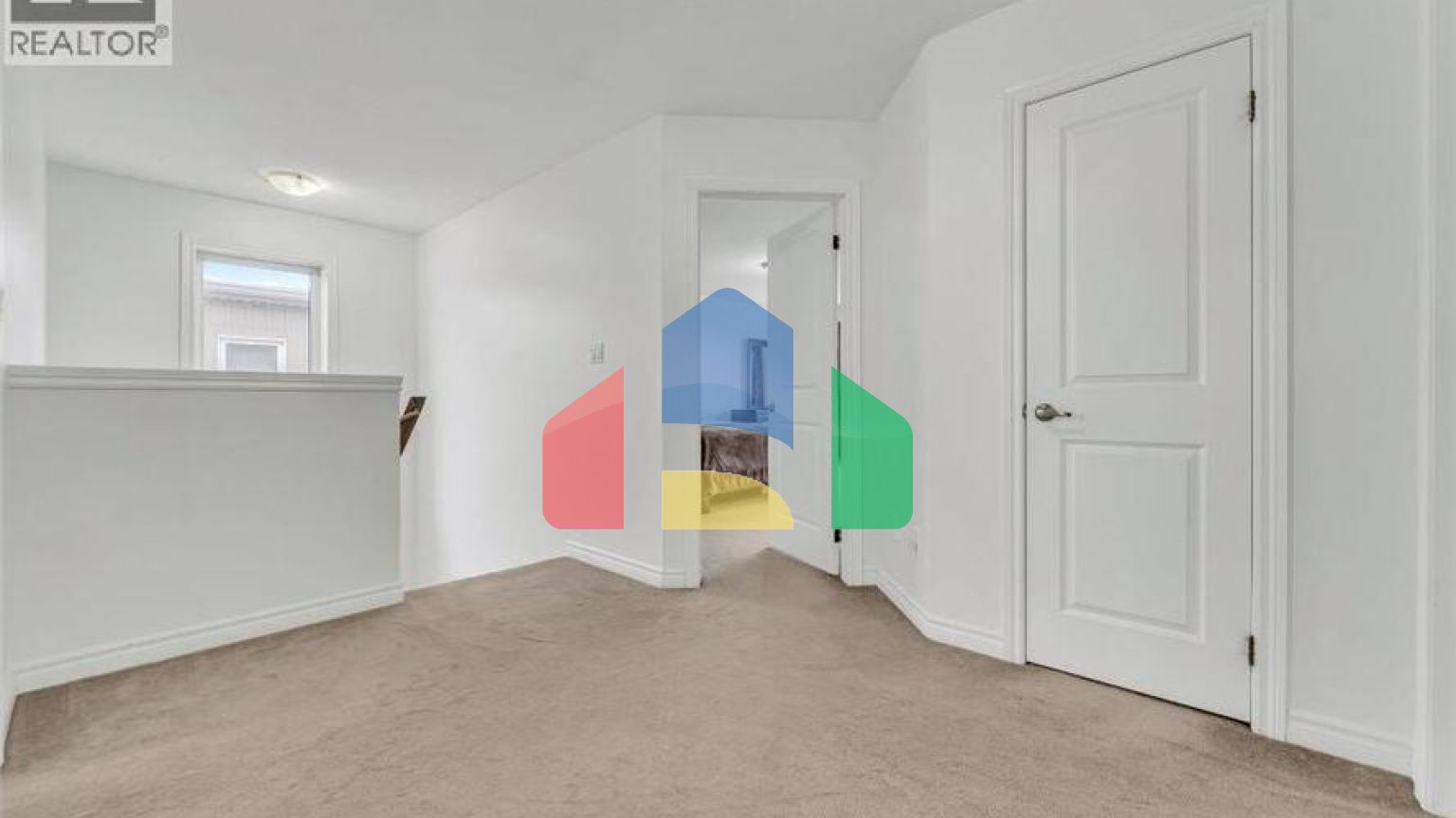 Residential - Single Family Home - Guelph, Canada - Canada