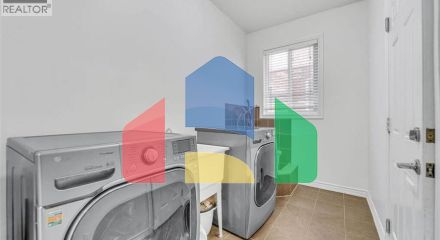 Residential - Single Family Home - Guelph, Canada - Canada