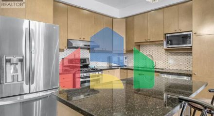 Residential - Single Family Home - Guelph, Canada - Canada