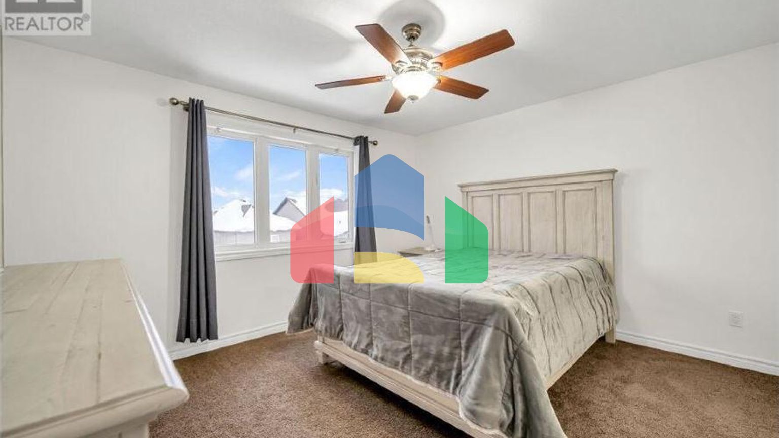 Residential - Single Family Home - Guelph, Canada - Canada