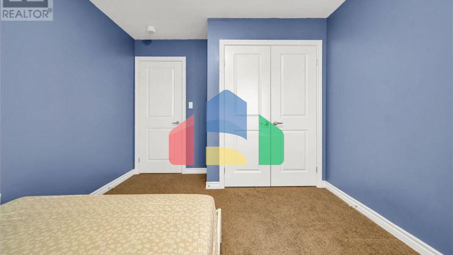 Residential - Single Family Home - Guelph, Canada - Canada