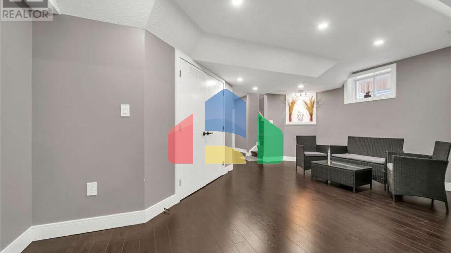 Residential - Single Family Home - Guelph, Canada - Canada