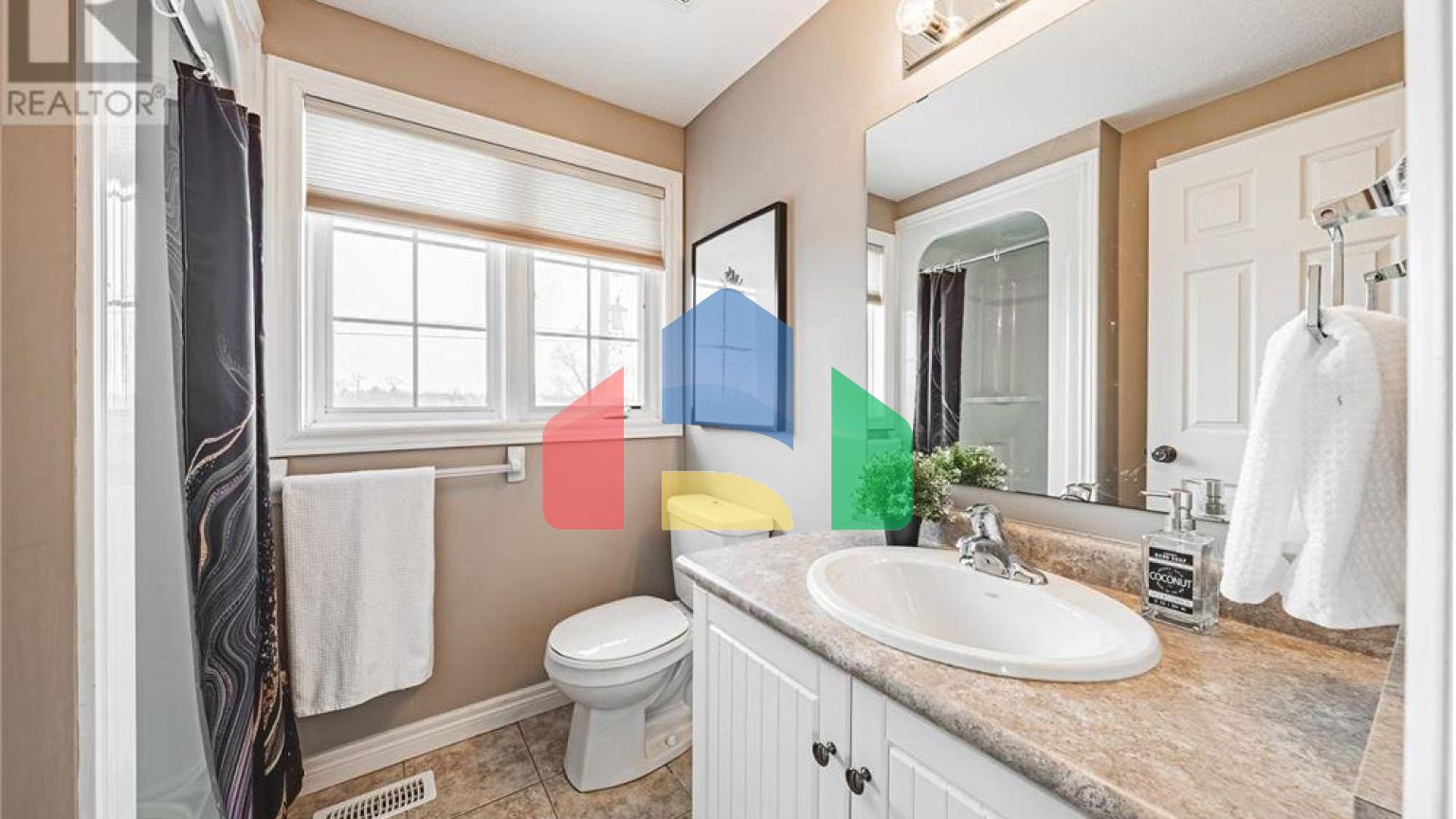 Residential - Condo/Apartment - Guelph, Canada - Canada