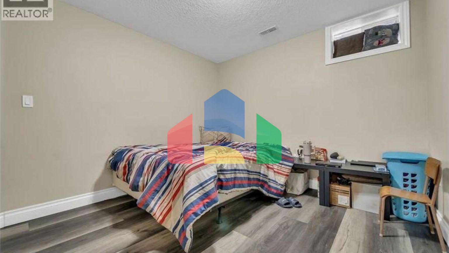 Residential - Single Family Home - Guelph, Canada - Canada