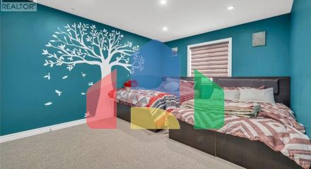 Residential - Single Family Home - Guelph, Canada - Canada