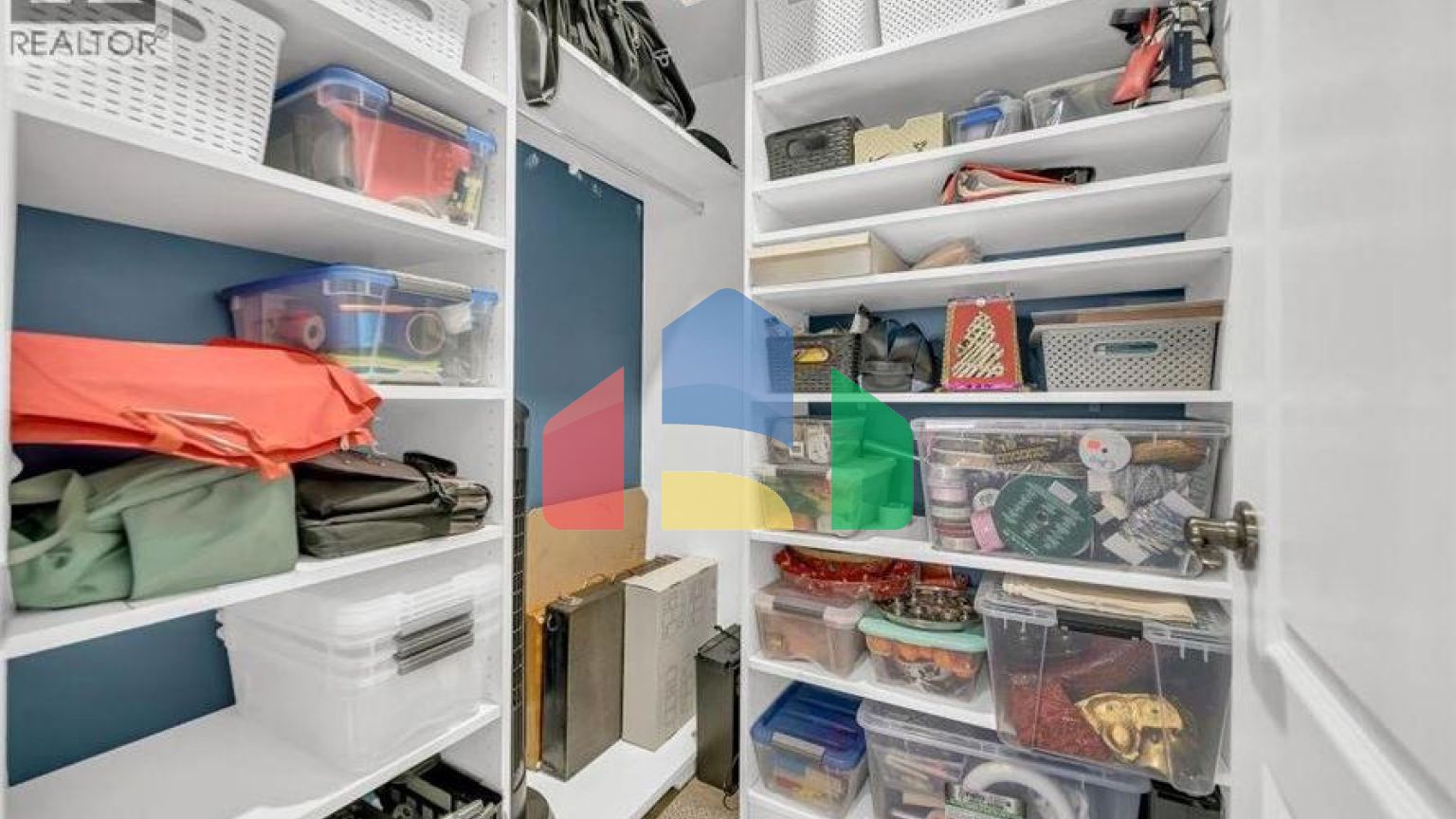 Residential - Single Family Home - Guelph, Canada - Canada