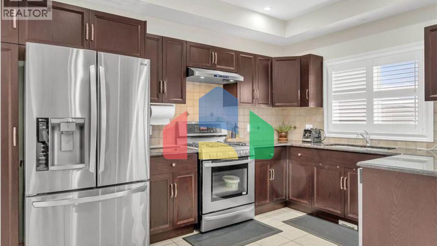 Residential - Single Family Home - Guelph, Canada - Canada