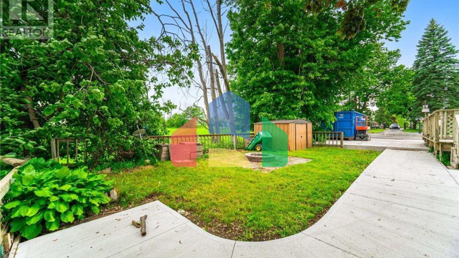 Residential - Single Family Home - Guelph, Canada - Canada