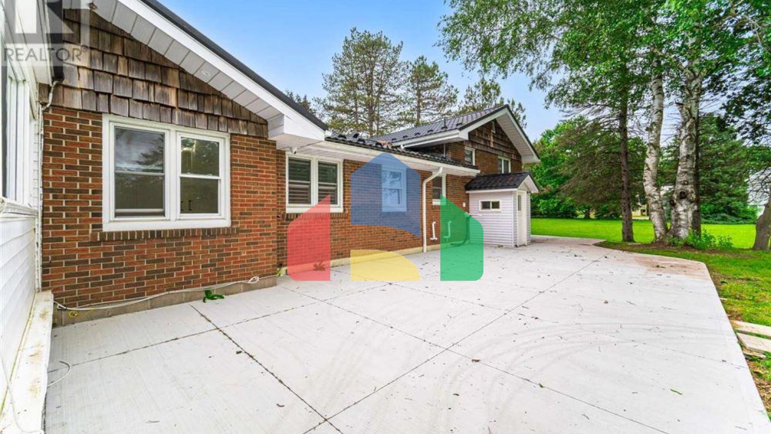 Residential - Single Family Home - Guelph, Canada - Canada