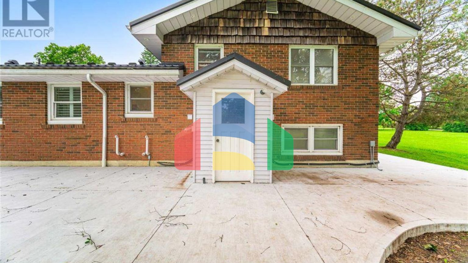 Residential - Single Family Home - Guelph, Canada - Canada