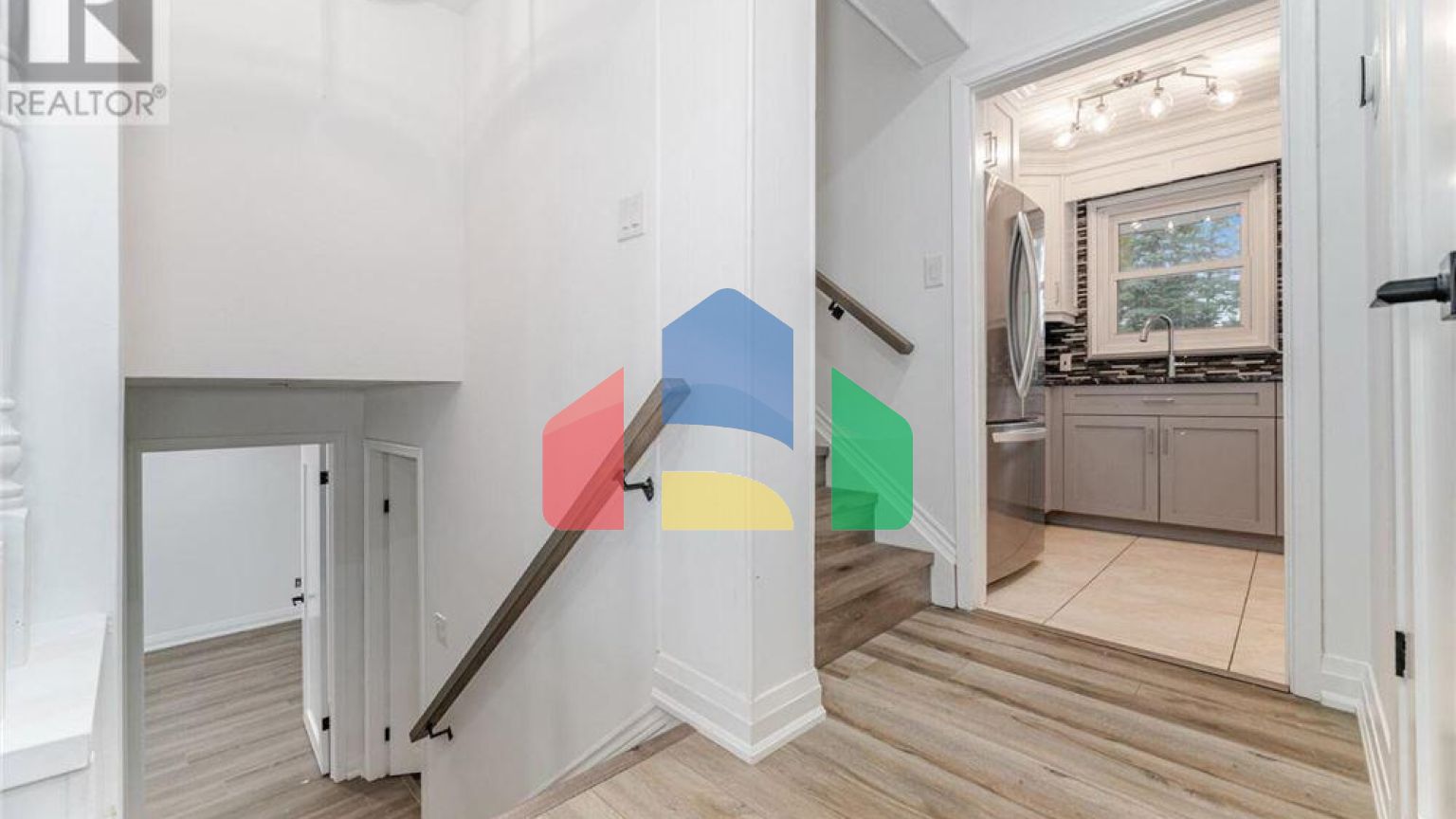 Residential - Single Family Home - Guelph, Canada - Canada