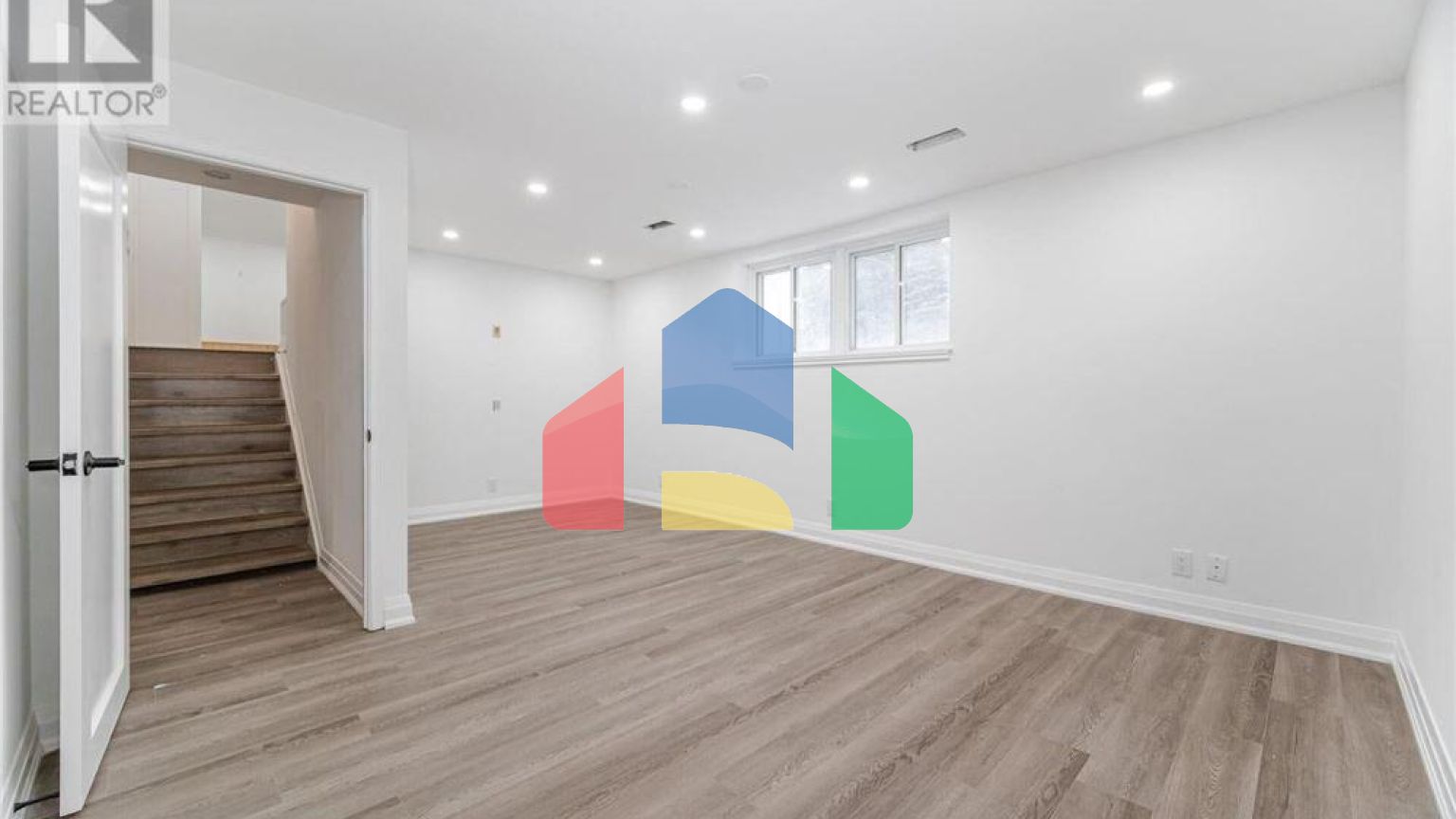 Residential - Single Family Home - Guelph, Canada - Canada